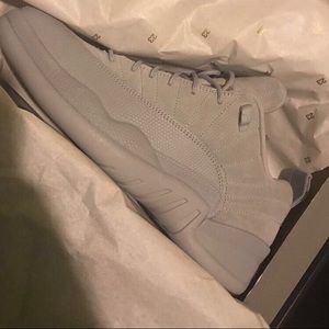 Jordan grey 12 low